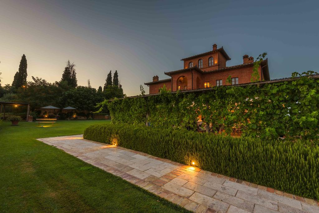 Relais La Leopoldina Hotel Bettolle Bagian luar foto